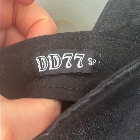 Black Sleeveless Mini Dress - Picture 2 of 3